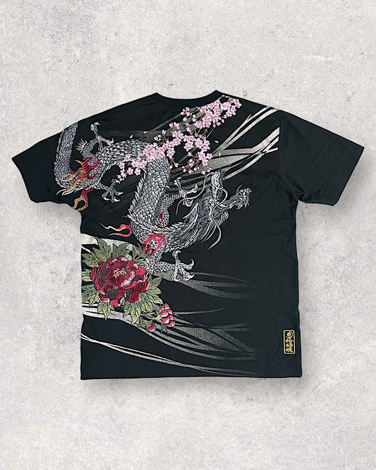 [XL] Ultra rare dragon embroidery T-shirts | vintage