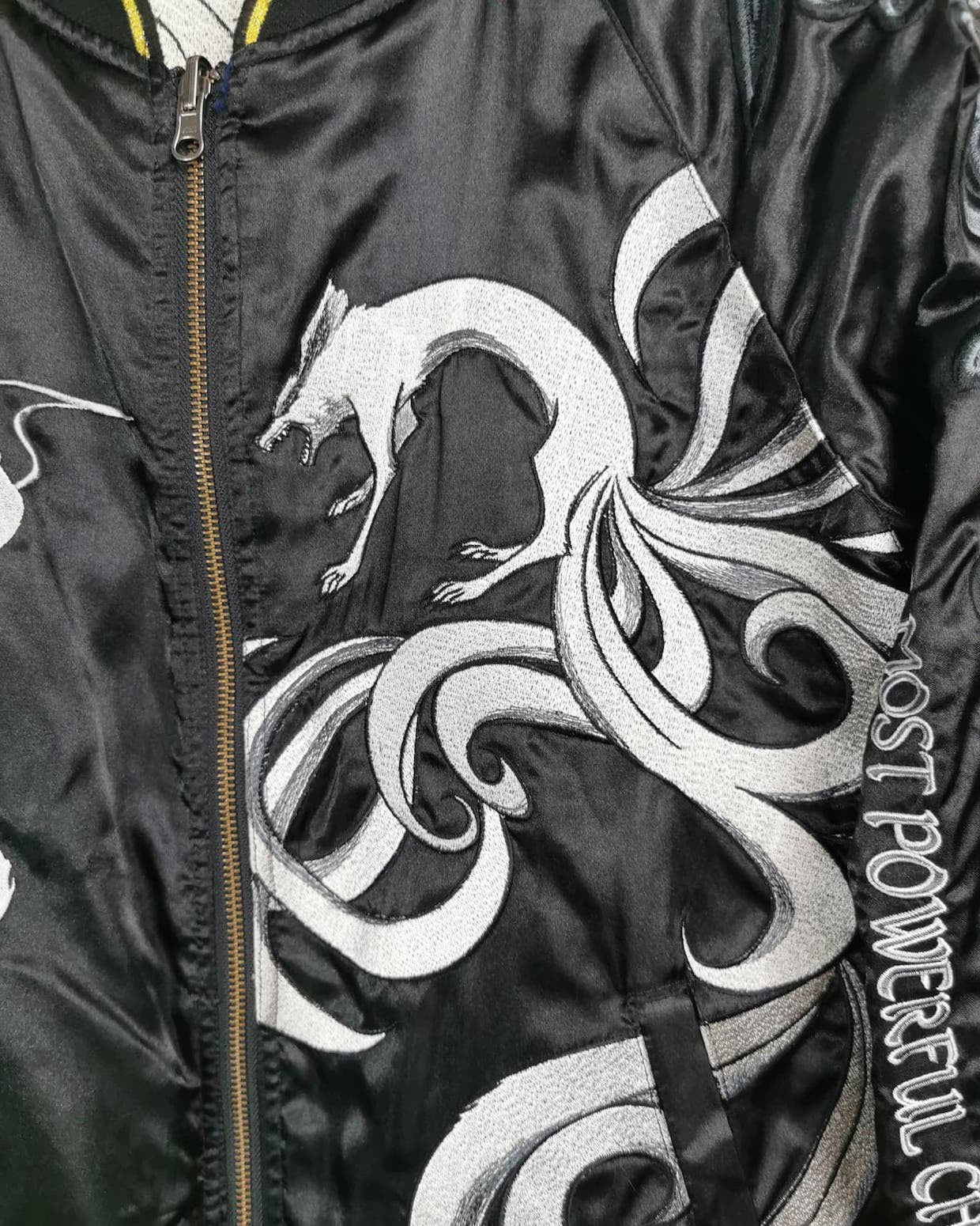 Bomber jacket [NARUTO NINE TAIL FOX x Wind of God and Thunder of God]  Vintage / Reversable